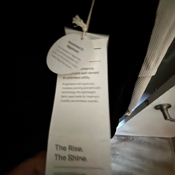 Vuori Women's Black Wide-Leg Trousers - Picture 11 of 16